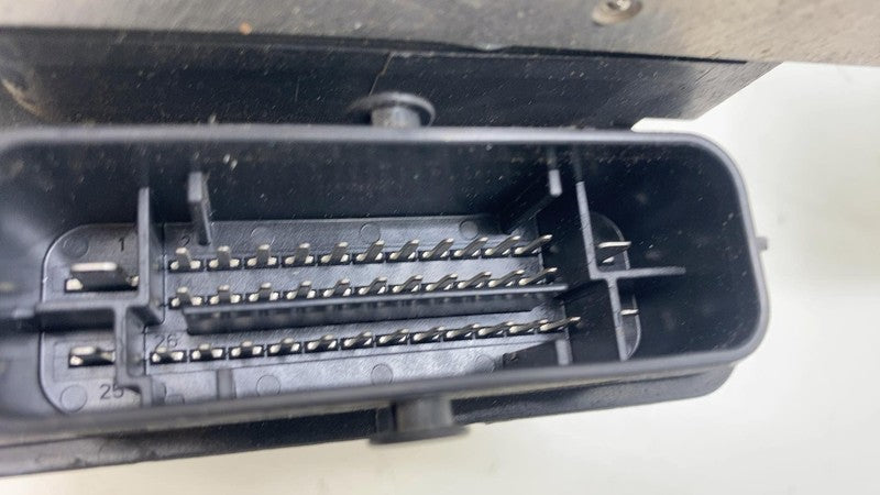 ⭕ 20-23 Model Y Anti-Lock Brake System ABS Pump Module w/ Bracket 1044