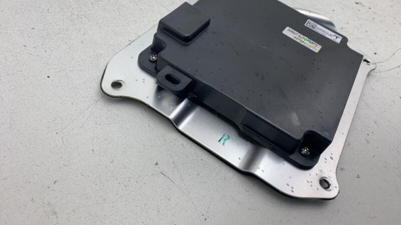 105018301F ⭕ 2016-2023 Tesla Model X Front Passenger Door Control Module Right 1050183-01-F