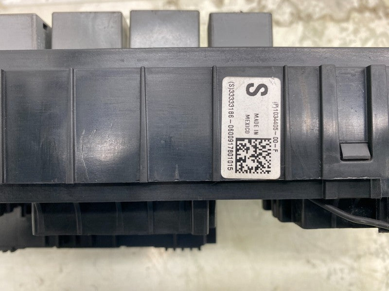 ⭕ 16-20 Model S Front Engine Bay Underhood Fuse Relay Junction Box 103