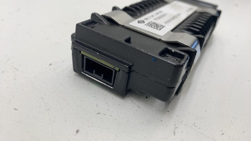 PT00039309 B ⭕ 22-24 Rivian R1T R1S Antenna Amp Amplifier Control Module Unit PT00039309-B