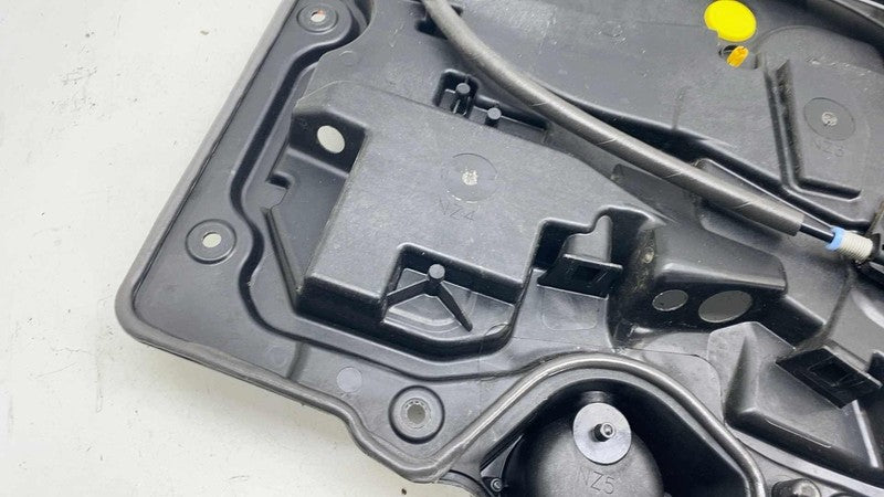 3043240F ⭕ 2017-2025 Chrysler Pacifica Rear Left Door Window Regulator & Motor LH 3040966