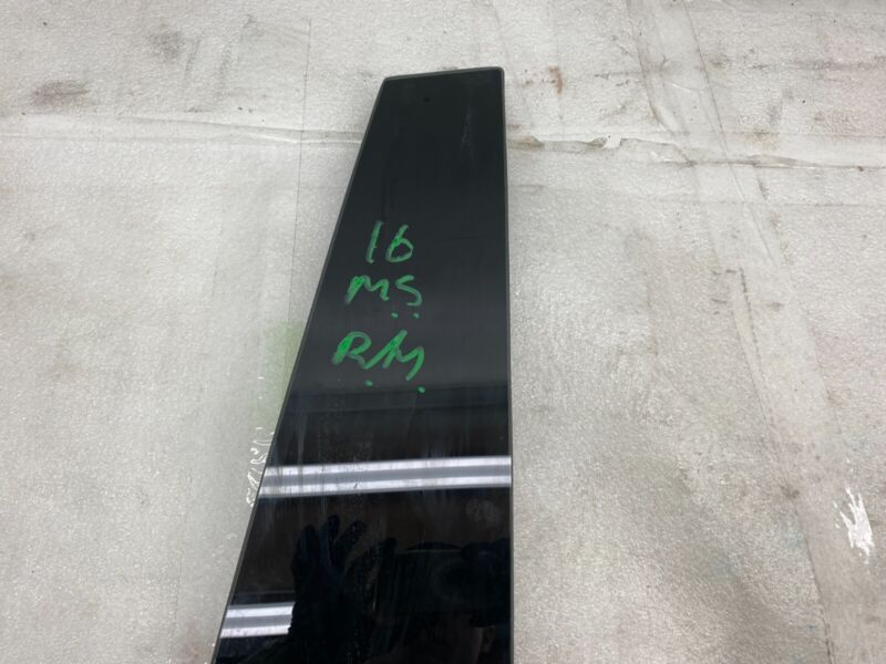 14942 2012-2015 Tesla Model S MS Driver Side B-Pillar Molding Applique Glass Trim Left