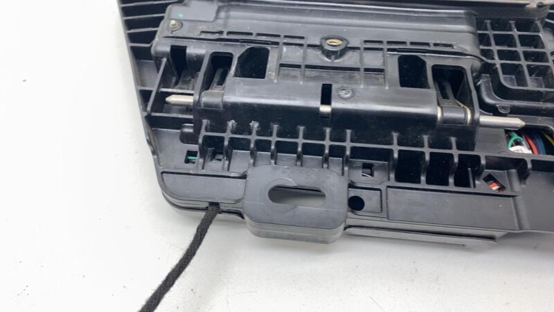 1071881-01-A 16-20 Tesla Model S Front Right Exterior Door Handle Outer RH Black 1071881-01-A