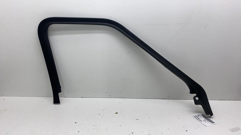 ⭕22-25 Rivian R1S Front Driver Side Door Interior Garnish Trim Left PT