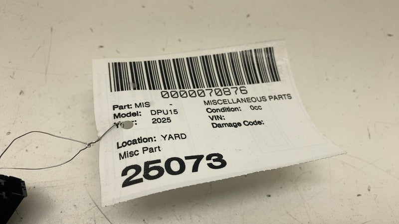 ⭕ 2025 Ram 1500 Pickup Center 3rd Brake Stop Light Lamp Assembly OEM 6