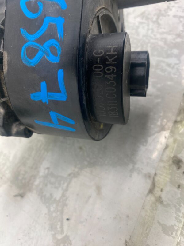 1037328 00 G 2016-2020 Tesla Model X MX Cooling System Auxiliary Coolant Water Pump Assembly