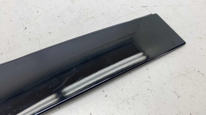 68234033AF ⭕ 17-25 Chrysler Pacifica Rear Left Door C-Pillar Applique Molding LH 68234033AF