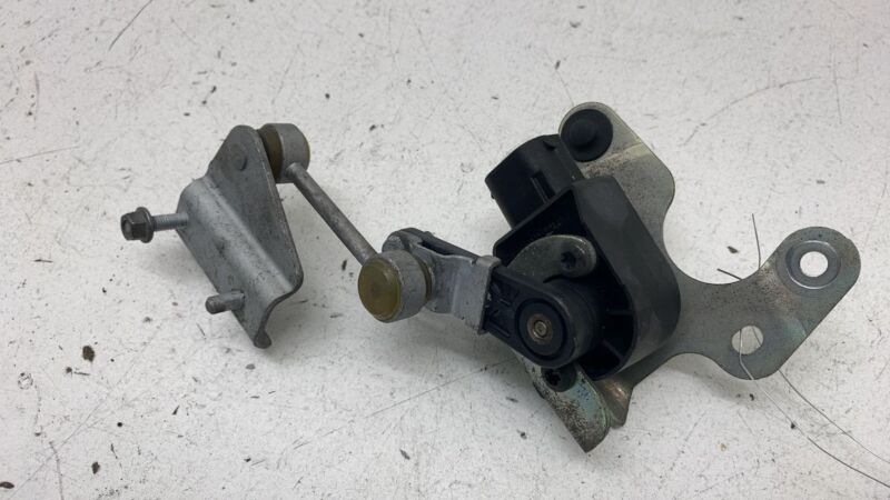 ⭕ 2010-2016 Mercedes Benz E350 Pneumatic Spring Suspension Height Level Sensor