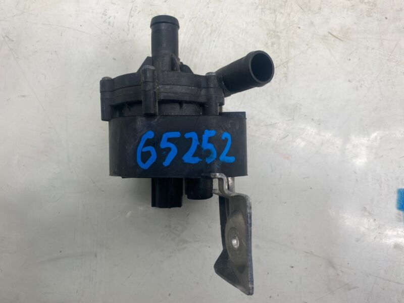 2016-2020 Tesla Model X MX Auxiliary Coolant Water Cooling Pump w/ Bracket Assy