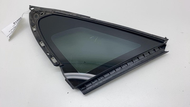 160015600A 2021-2024 Tesla Model S MS Rear Passenger Side Corner Window Quarter Glass Right