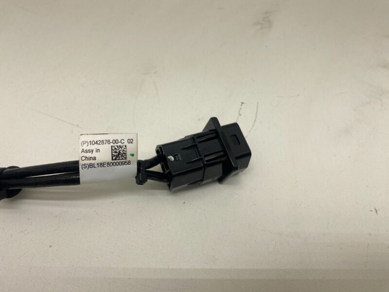 1042876 00 C ⭕ 2016-2020 Tesla Model S X Rapidmate HVBAT Ancillary Wire Plug OEM 1042876-00-C