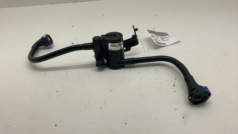 6599350 ⭕ 25 Chevrolet Silverado 1500 Fuel Vapor Canister Solenoid Valve w/ Hose 6599350