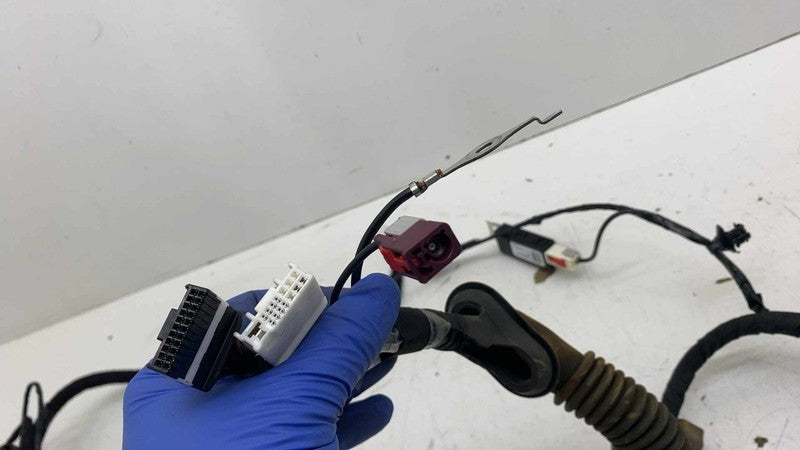 ⭕20-24 Tesla Model Y Rear Liftgate Trunk Wiring Harness & Connector 16