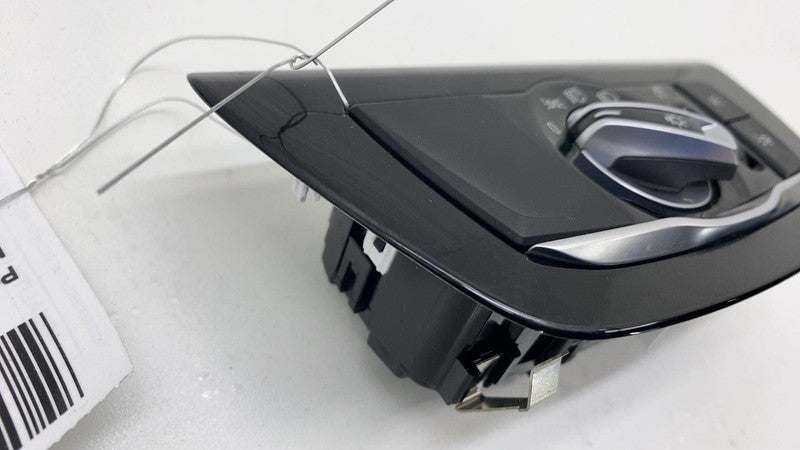 9472967 02 2017-2023 BMW 530e G30 Front Dash Headlight Head Light Lamp Control Switch Assy