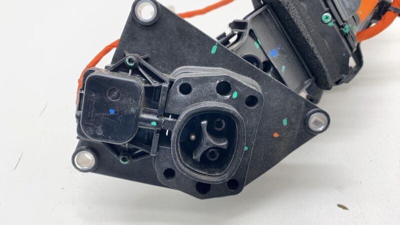 109301000G ⭕ 17-20 Tesla Model 3 High Voltage Charge Port Inlet Wiring Harness 1093010-00-G