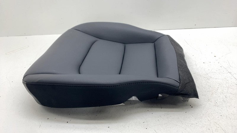 ⭕ 20-24 Model Y Front Passenger Side 1st Row Seat Lower Cushion Leathe