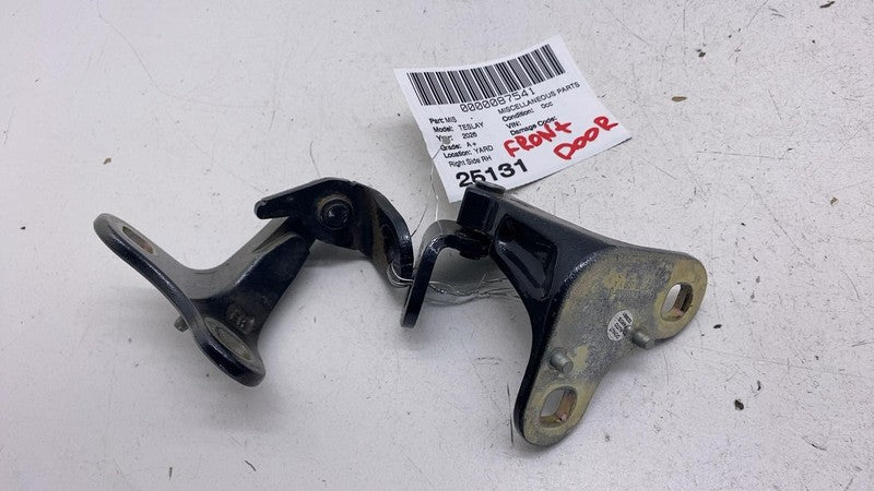 ⭕ 2025-2026 Tesla Model Y MY Front Right Upper & Lower Door Hinge Clos