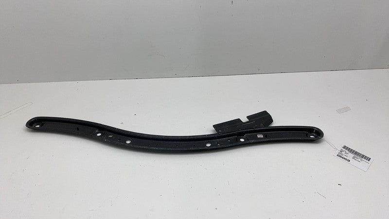 2013-2018 Ford C-Max Engine Mounting Bracket Beam Mount Support Assembly