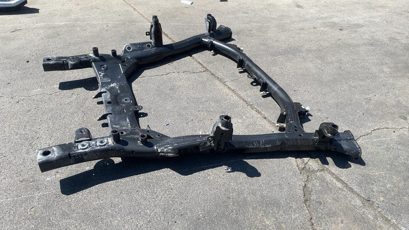 ⭕ 17-24 Chrysler Pacifica Front Undercarriage Subframe Crossmember Cradle FWD