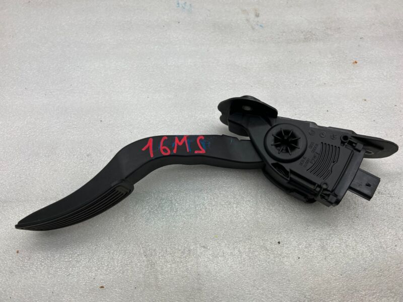 BE5C 9F836 AA 2012-2020 Tesla Model S X Accelerator Throttle Pedal Assembly BE5C 9F836-AA OEM