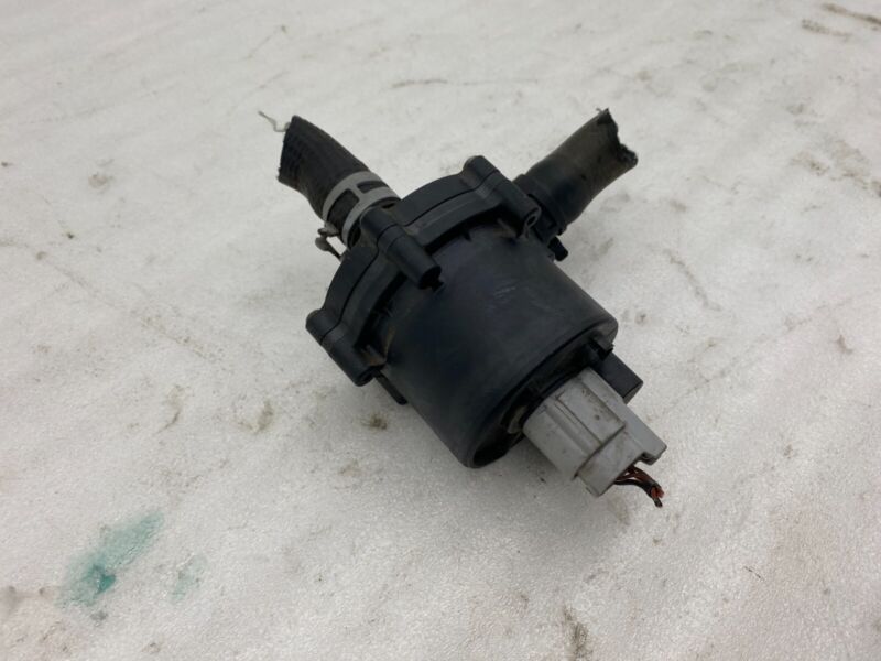 2016-2020 Tesla Model X MX Additional Auxiliary Water Pump Assembly 1054529-00-G