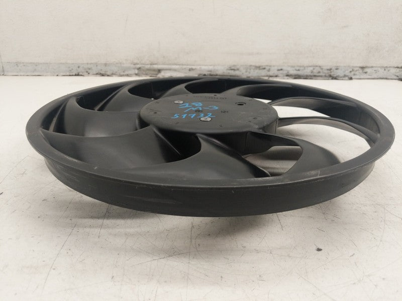 KD954002 ⭕ 2017-2022 Tesla Model 3 Radiator Cooling Fan (9-Blade) w/ Motor Plug Assembly