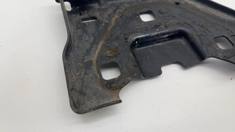 ⭕ 2014-2018 Chevrolet Silverado 1500 Front Left Bumper Inner Bracket L