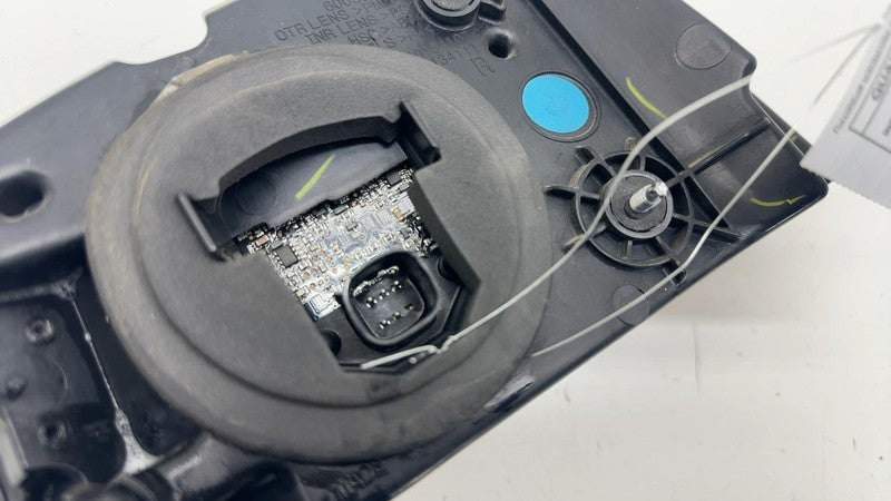 ⭕ 2012-2022 Tesla Model S Rear Taillight LED Outer Tail Lamp Right 600