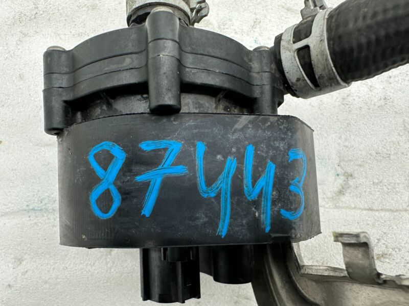 102754900D 2016-2020 Tesla Model X MX Cooling System Auxiliary Coolant Water Pump Assembly