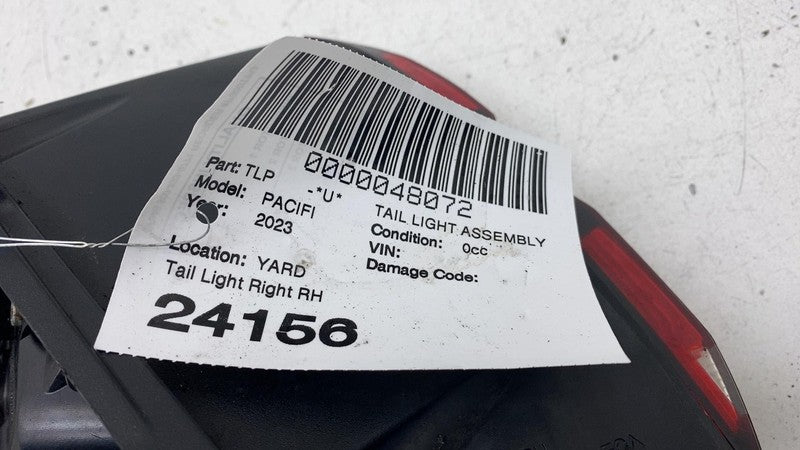 68424932-AC 2021 2022 2023 2024 Chrysler Pacifica Passenger Right Side Taillight Lamp Assy