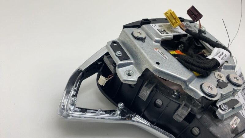 102338100D 2012-2015 Tesla Model S MS Steering Wheel Airbag w/ Control Switch & Trim Bezel