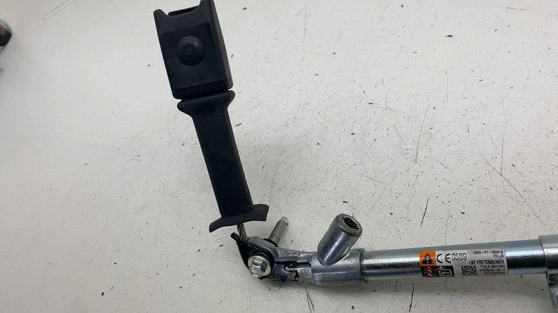 ⭕ 12-20 Tesla Model S Front Passenger Side Lap Pretensioner Right 1005