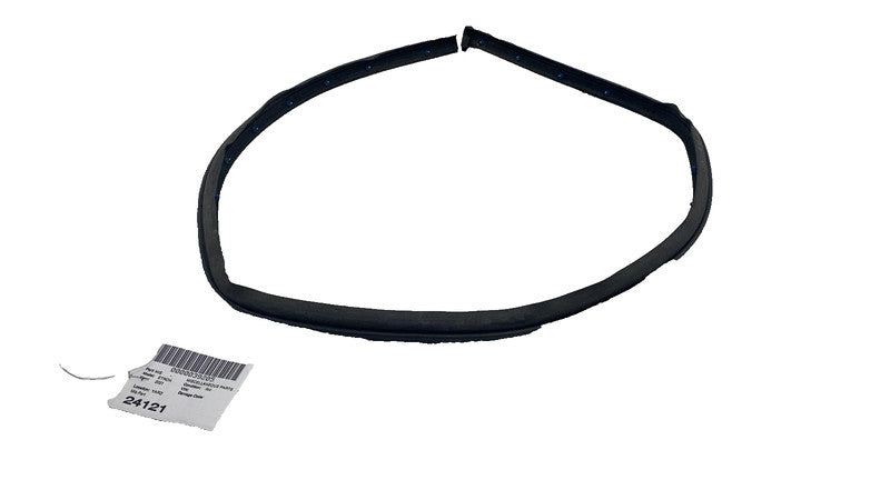 ⭕ 19-23 Audi e-Tron Driver Side Skirt Rocker Molding Rubber Seal Left