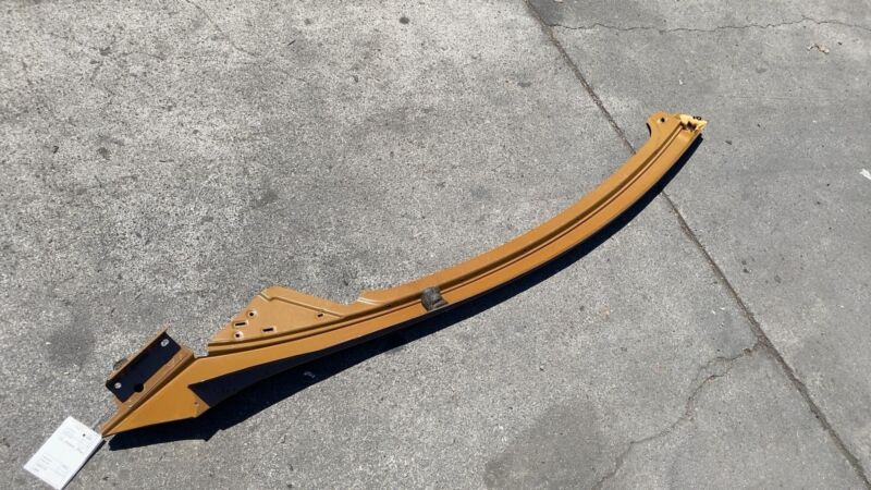 1051904S0A 2021-2023 Tesla Model X Front Driver Side A-Pillar Outer Frame Panel Cutout Left
