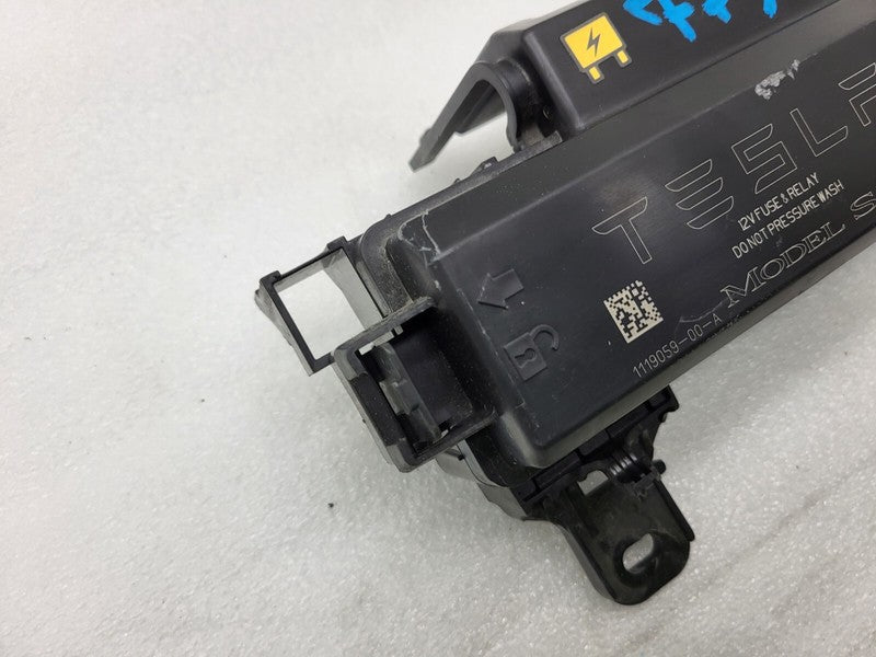 111905900A ⭕2016-2020 Model S Front Efuse Frunk Fuse Relay Junction Box Module 1119059-00-A