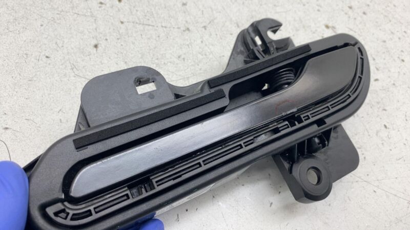 2020-2024 Tesla Model 3 Y Front Driver Side Exterior Outside Door Handle Left LH