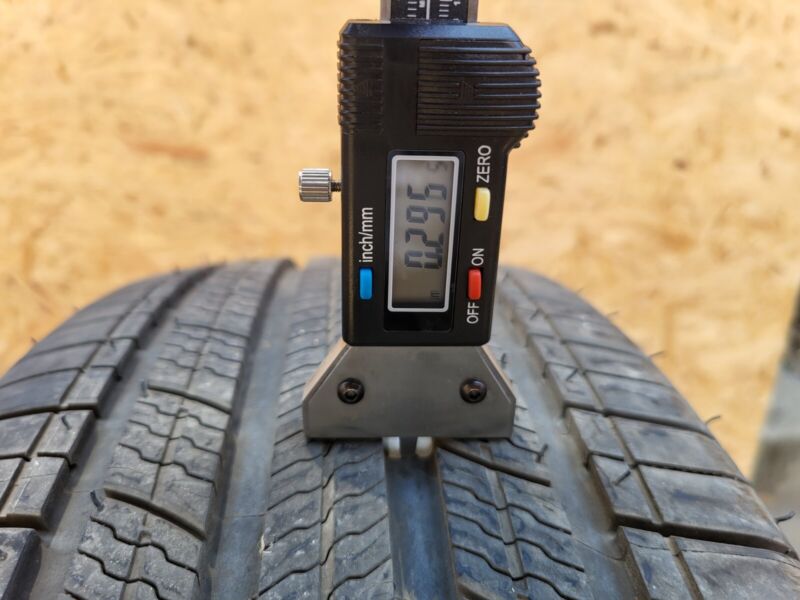 2336 3166 ⭕ 2018-2020 GMC Terrain Wheel Rim 18" inch 18x7.0J w/ Tire 225/60R18 x2 23363166