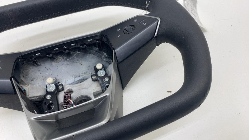 169255100D ⭕ 24-25 Tesla Cybertruck Front Driver Steering Wheel Square Black 1692551-00-D