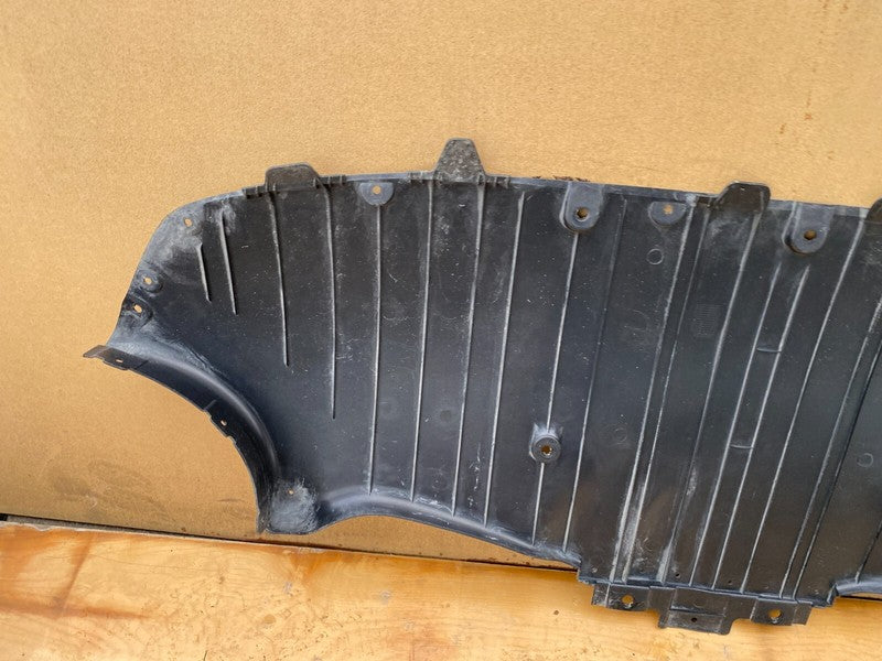 1638051 00 B ⭕ 20-23 Model Y Rear Bumper Diffuser Lower Splash Shield Undertray 1638051-00-B