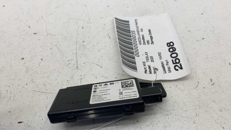 178058000C ⭕ 24-25 Tesla Model 3 M3 Interior End Point Module Booster Assembly 1780580-00-C