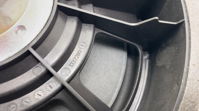 2024-2025 Tesla Cybertruck Front Left or Right Side Door Audio Sound S