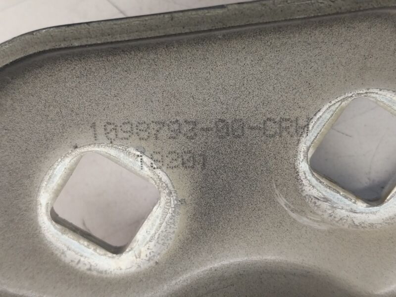 1098793 00 C ⭕ 2017-2023 Tesla Model 3 Front Passenger Side Hood Hinge Right RH 1098793-00-C