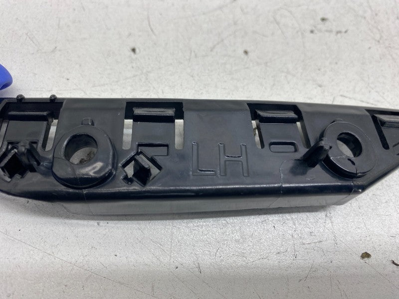 1084181 00 E 17-23 Tesla Model 3 Front Left Bumper Fascia Side to Fender Bracket 1084181-00-E