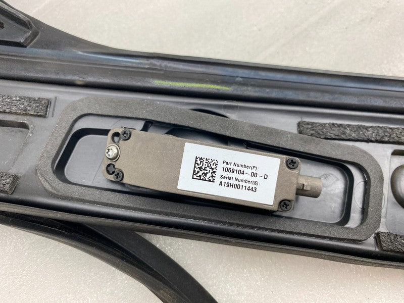 109231198F ⭕ 16-20 Tesla Model X Left B-Pillar Applique Trim Molding w/ Camera 1092311-98-F