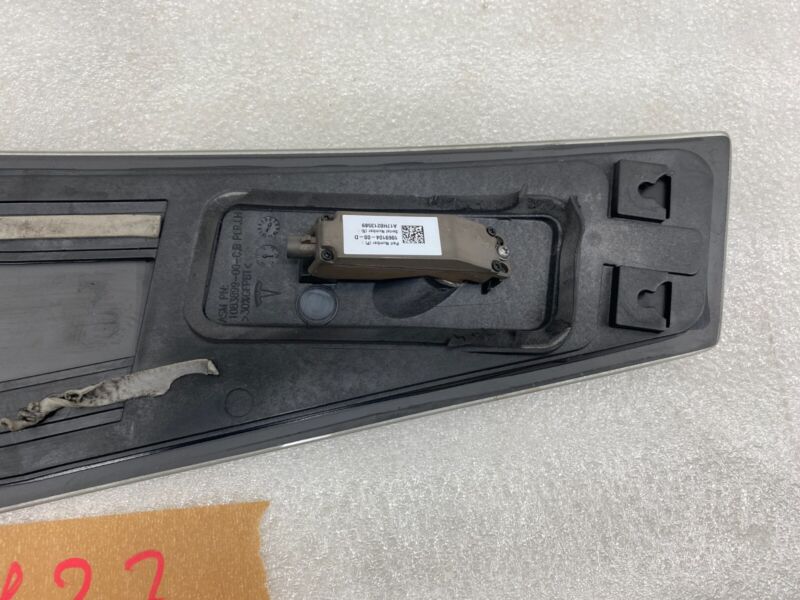 2016-2020 Tesla Model S MS PAIR Left & Right B-Pillar Glass Applique with Camera