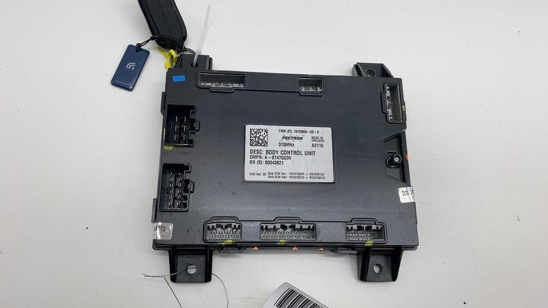 101090600F 2012-2020 Tesla Model S Body Controller Control Module 315MHZ + Smart Key Remote