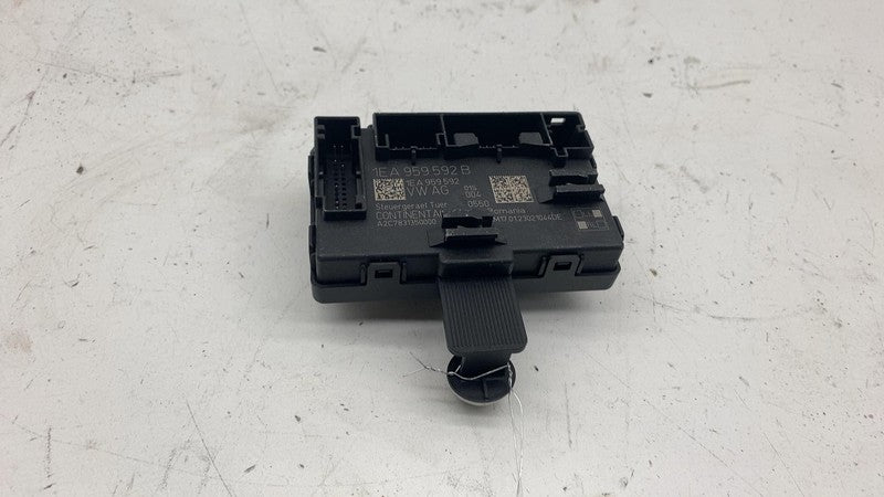 1EA 959 592 B ⭕ 21-23 Volkswagen ID.4 Front Passenger Window Control Module Right 1EA959592B