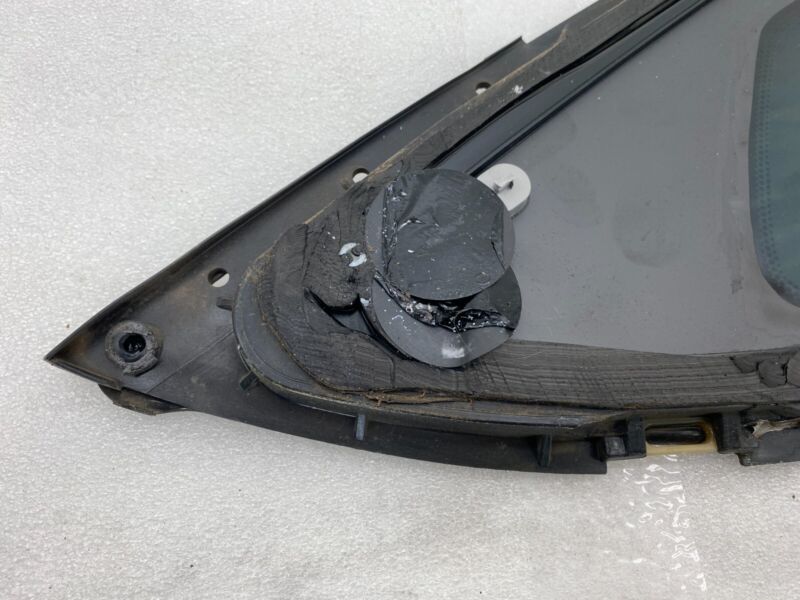 E6 43R-008010 2012-2020 Tesla Model S MS Rear Driver Side Quarter Fixed Glass Left LH Assembly