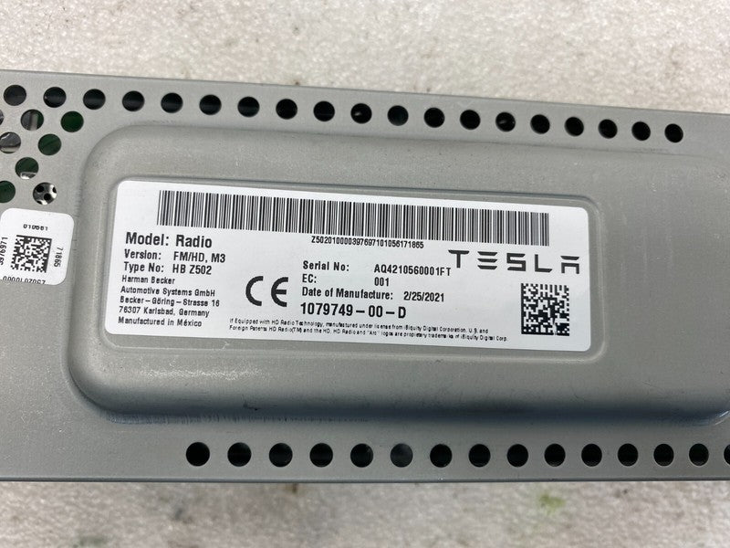 3010155 C ⭕ 17-23 Model 3 M3 Harman Becker HBZ502 Radio FM/HD Receiver Module 1079749-00-D