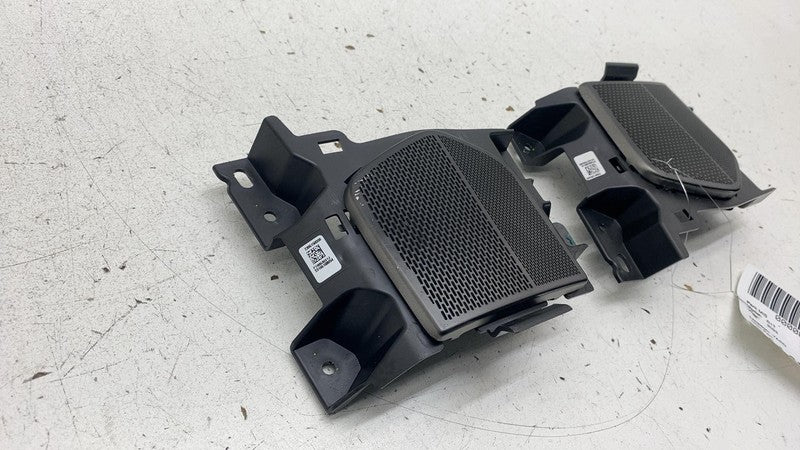 22-24 Rivian R1S R1T Speaker Tweeter Mid Range Meridian Audio Sound PT